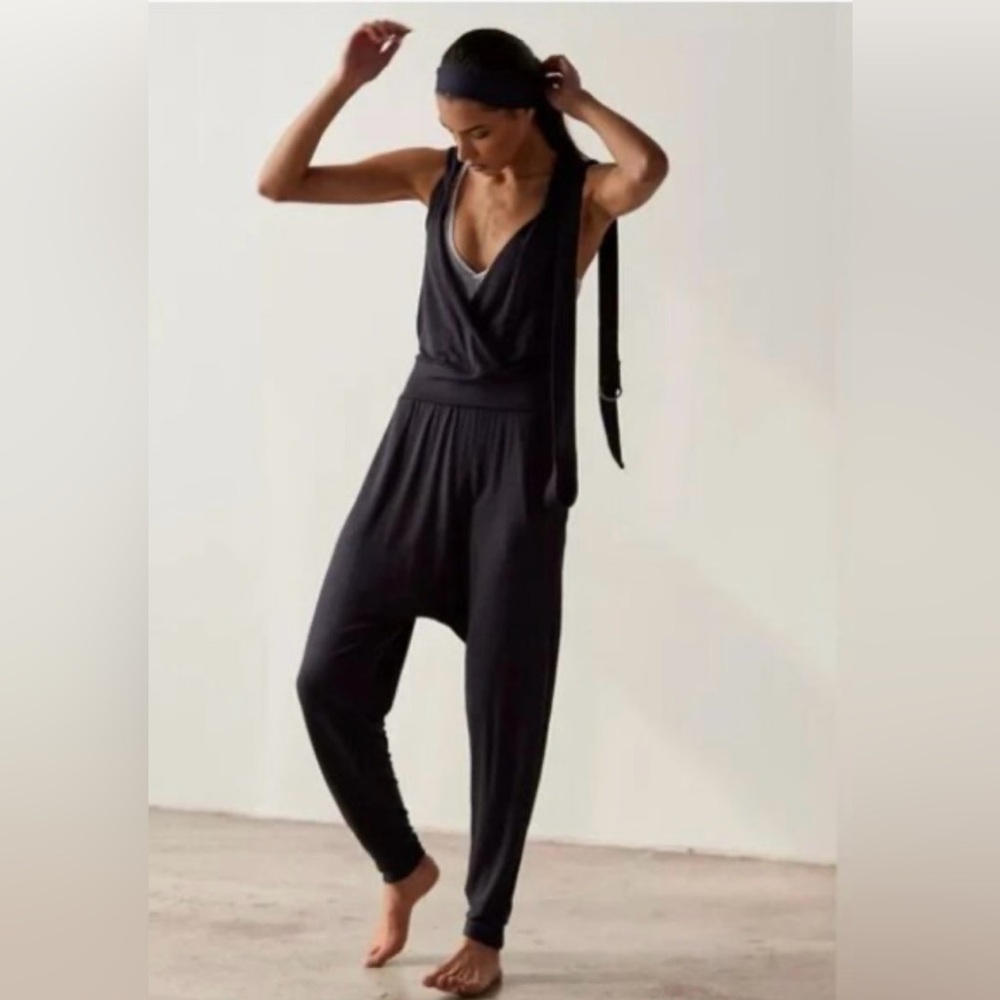 ⬆️5/10 Free People Movement Second Chance Onesie One-Piece NWT